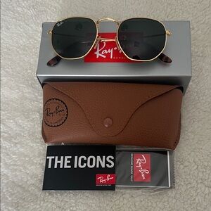 Ray-Ban Gold Frame Sunglasses with Green Lenses